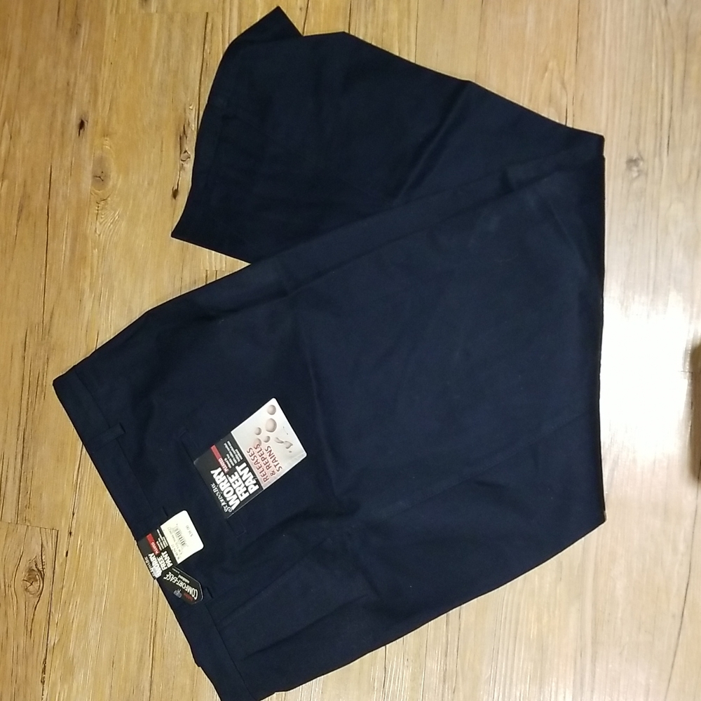 St John's Bay Relaxed fit navy work free pant pleated sz 40x32 NWT